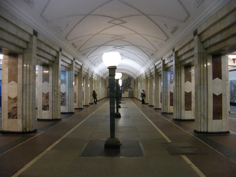 Станция Семёновская, центральный неф