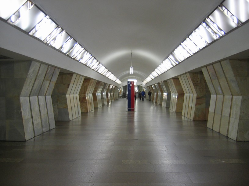 Станция Сухаревская, центральный неф