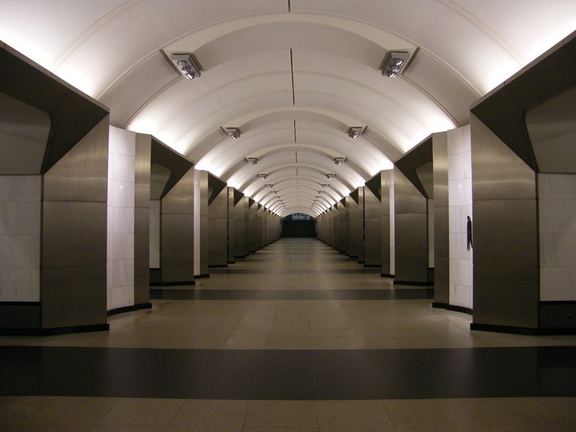 Станция Сретенский бульвар, центральный неф