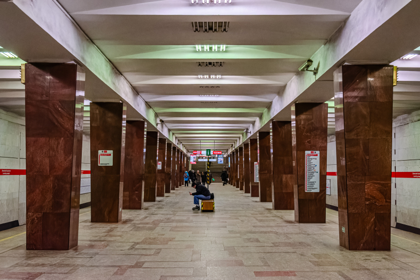 Станция Ленинский проспект, общий вид