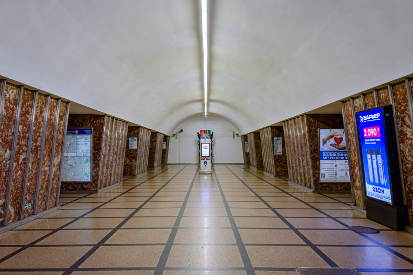 Станция Московские ворота, центральный неф