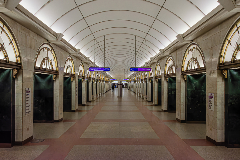 Станция Звенигородская, центральный неф