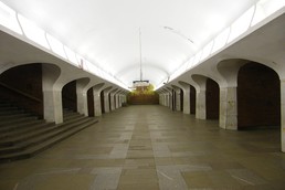 Станция Боровицкая, центральный неф