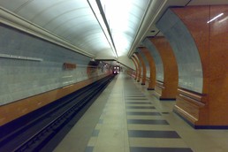 Станция Парк Победы, южный зал, боковой неф