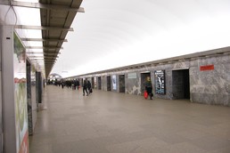 Станция Московская, центральный неф