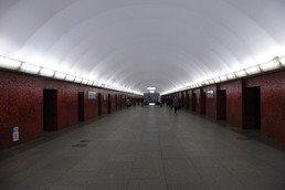 Станция Маяковская, центральный неф