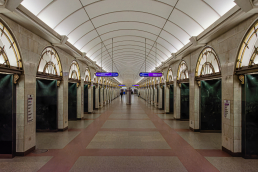 Станция Звенигородская, центральный неф